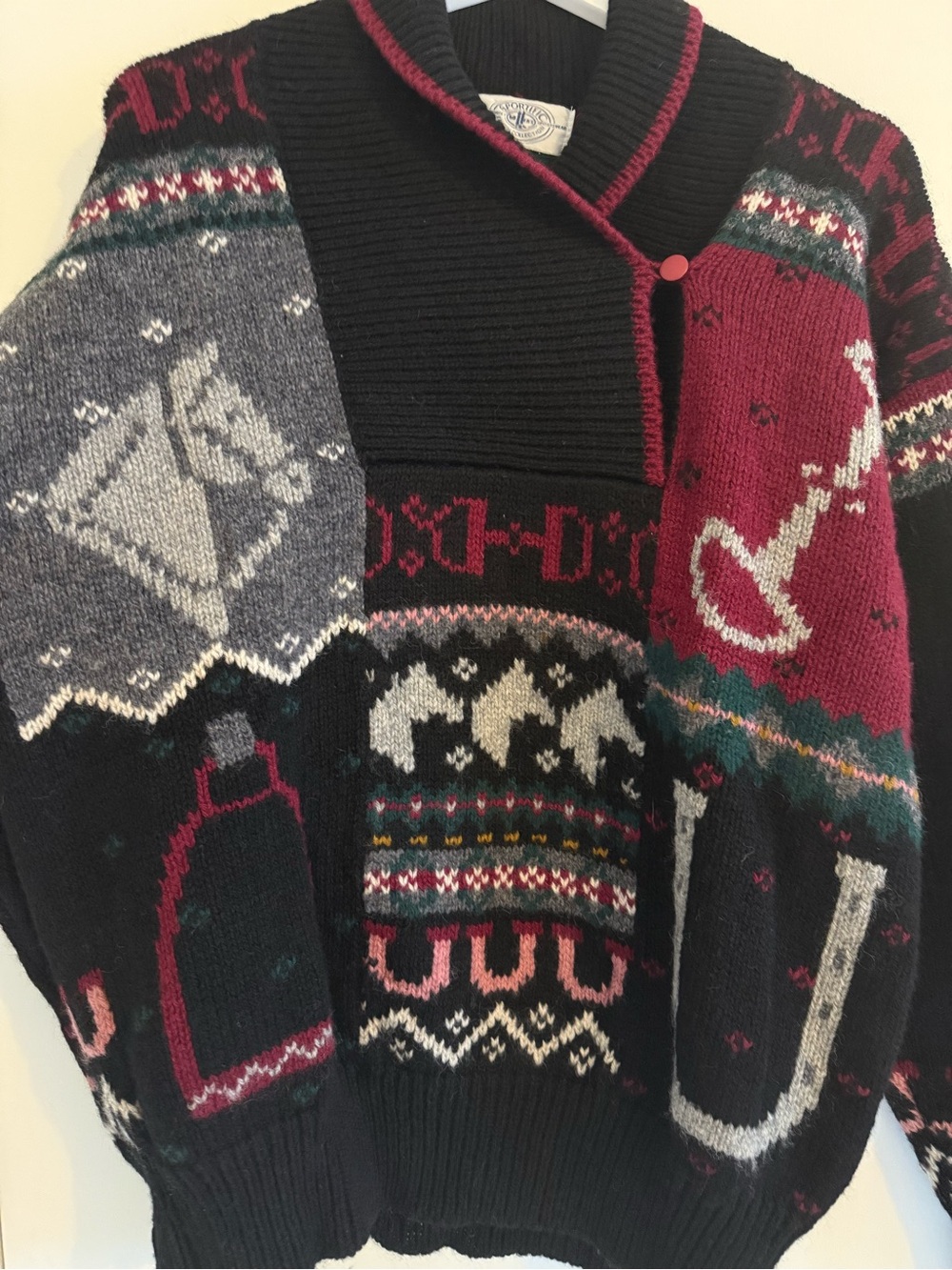 Cozy Patterned Shawl-Collar Sweater in Black & Burgundy